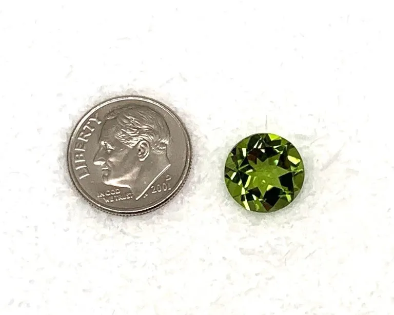 5.26 Carat Apple Green Peridot Round, Unset Loose Pendant, 3-Stone Ring Gemstone