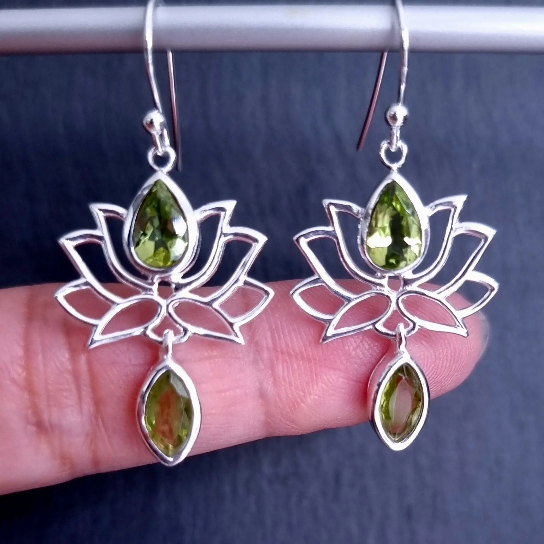 Facetted Peridot Lotus Flower Dangle Earrings, 925 Sterling Silver, E64PF
