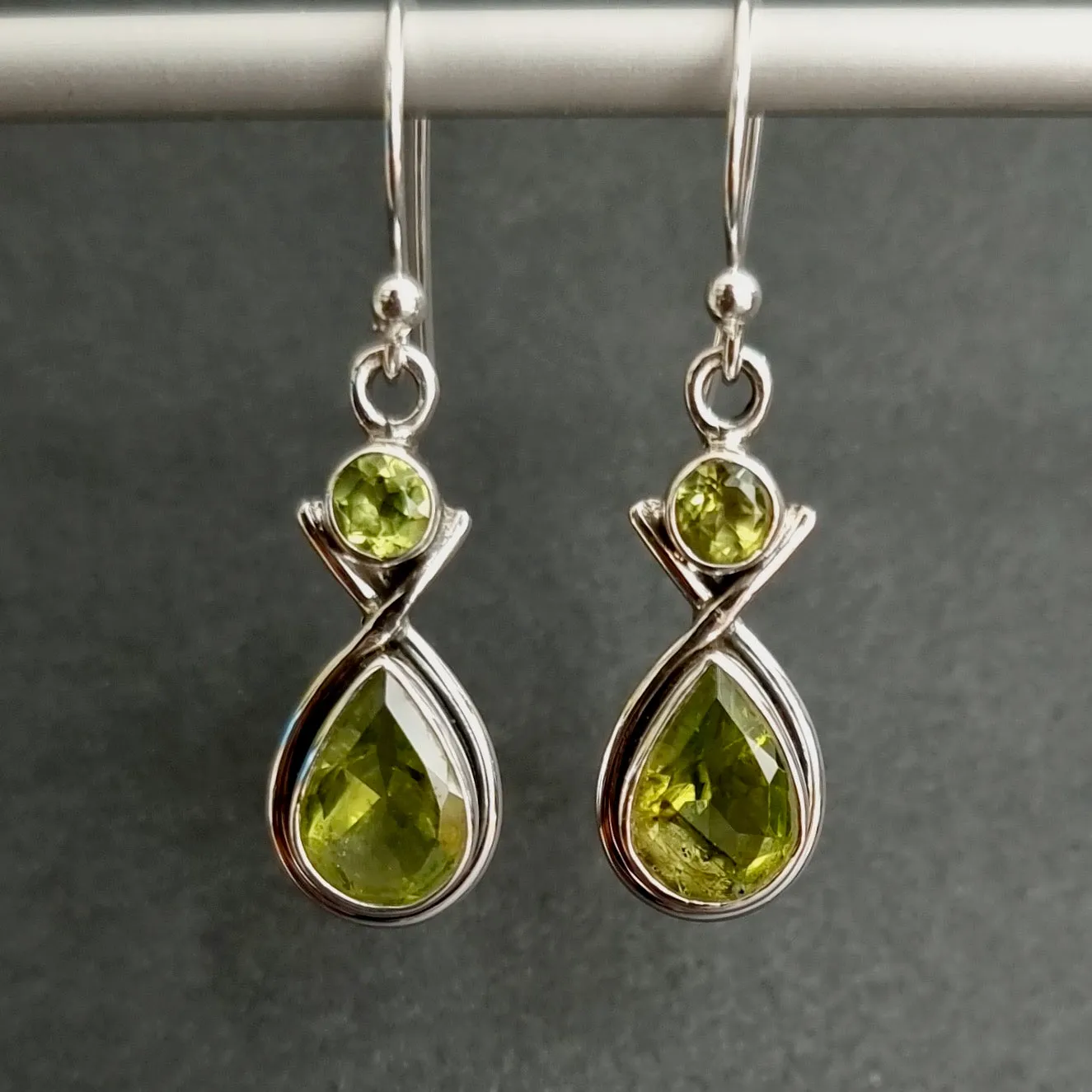 Facetted Peridot Multistone Teardrop 925 Silver Earrings, E1PER