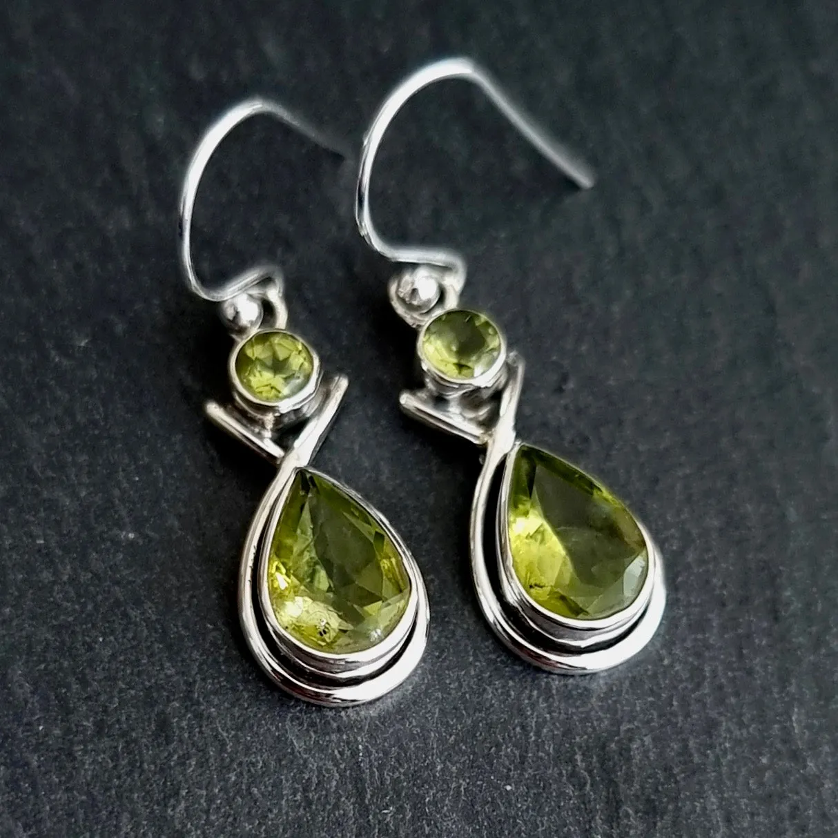 Facetted Peridot Multistone Teardrop 925 Silver Earrings, E1PER
