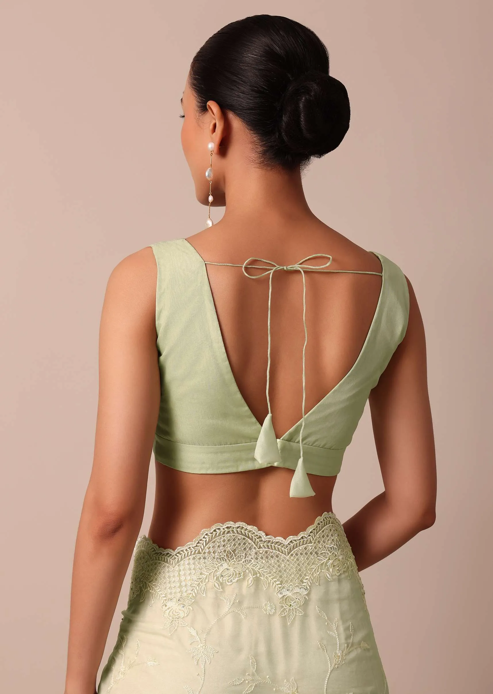Green Chikankari Saree In Organza Silk With Resham Floral Jaal And Unstitched Blouse Fabric